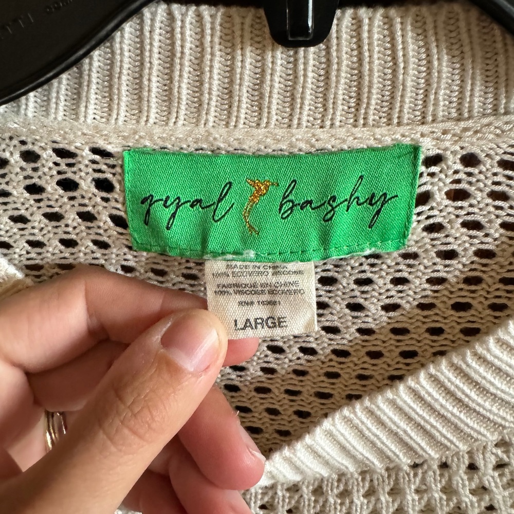 Gyal Bashy crochet long sleeve crop top in size large